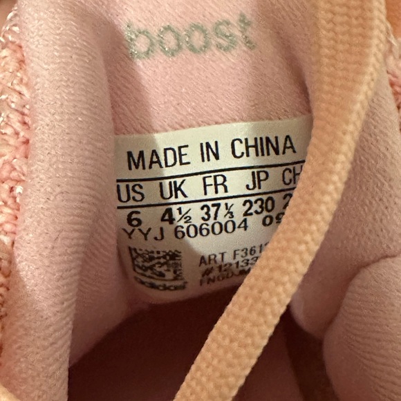 Adidas Women’s Ultraboost - Picture 5 of 5